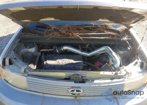 2005 Scion Xb from USA, damaged, VIN JTLKT324254019882